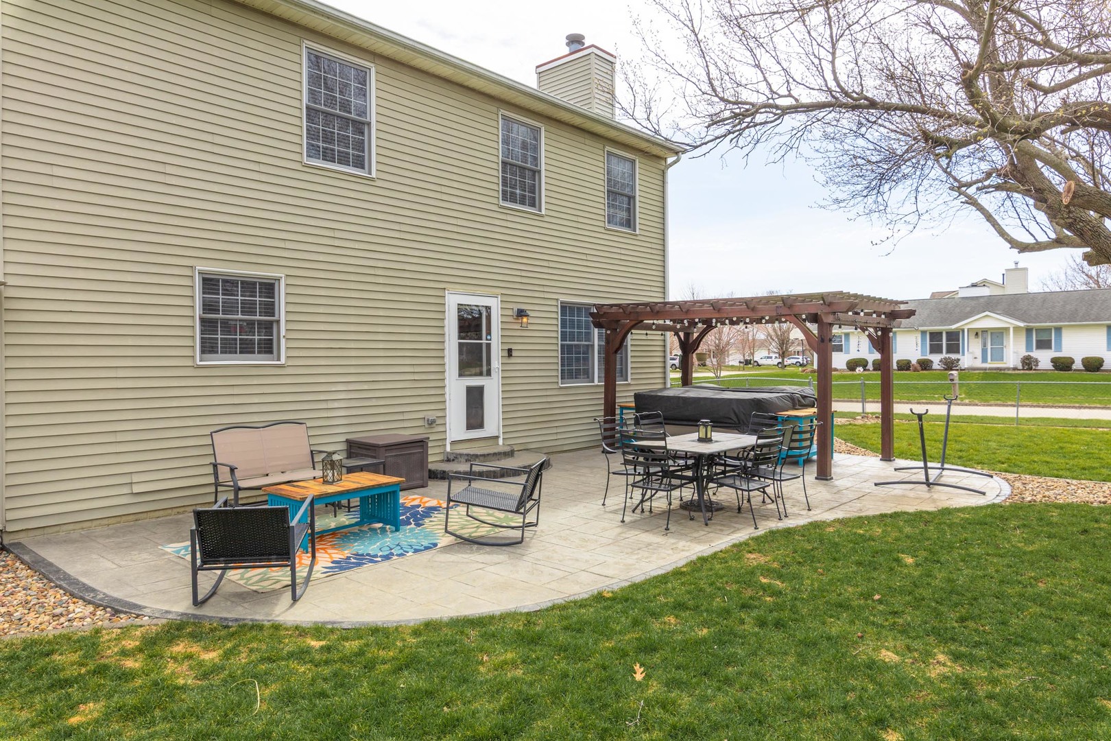 1418 Mill Creek Road, Bloomington, IL 61704