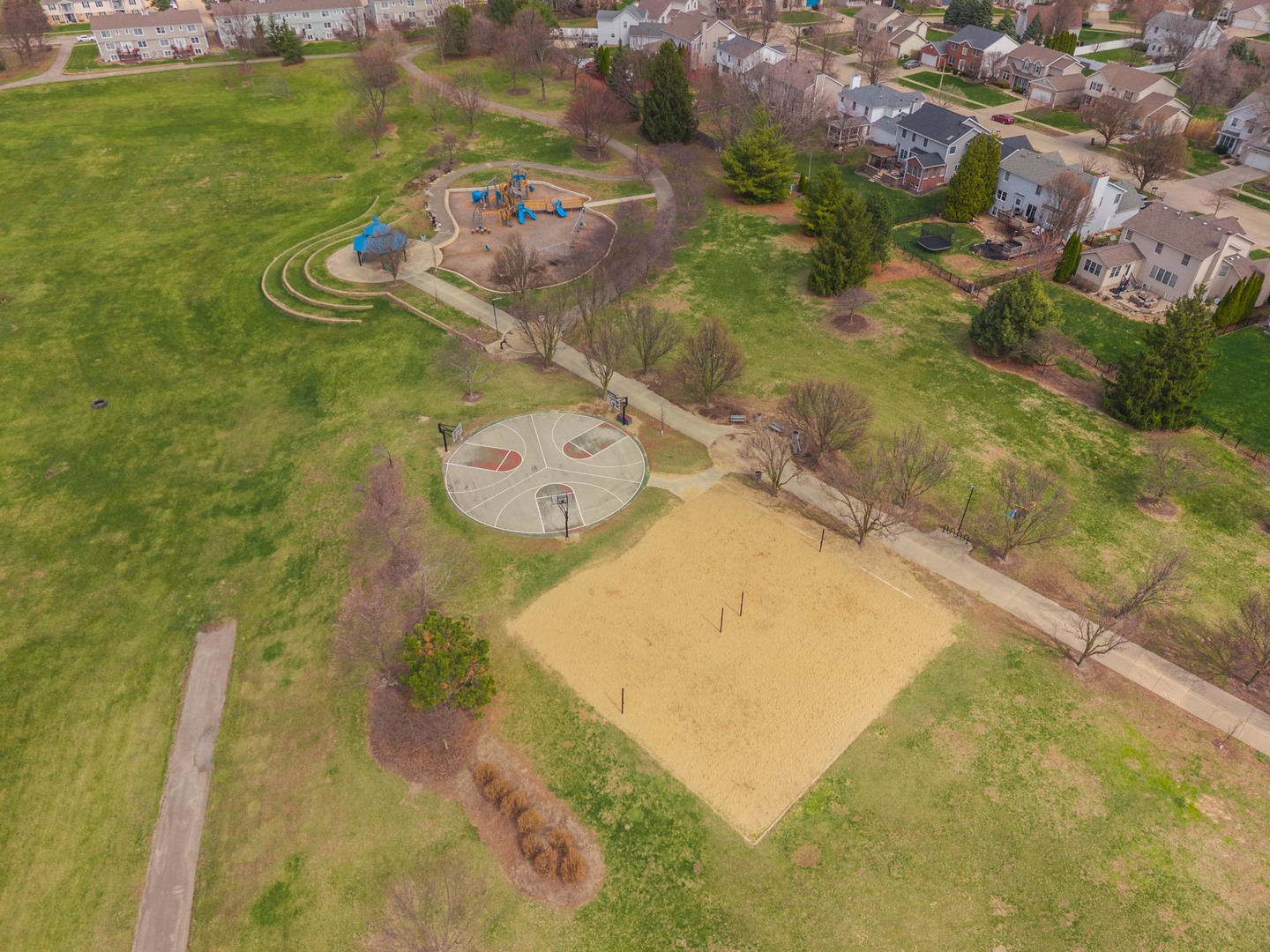 1418 Mill Creek Road, Bloomington, IL 61704