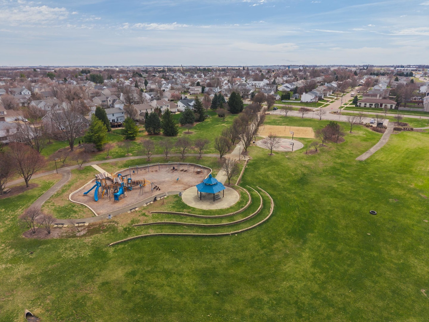 1418 Mill Creek Road, Bloomington, IL 61704