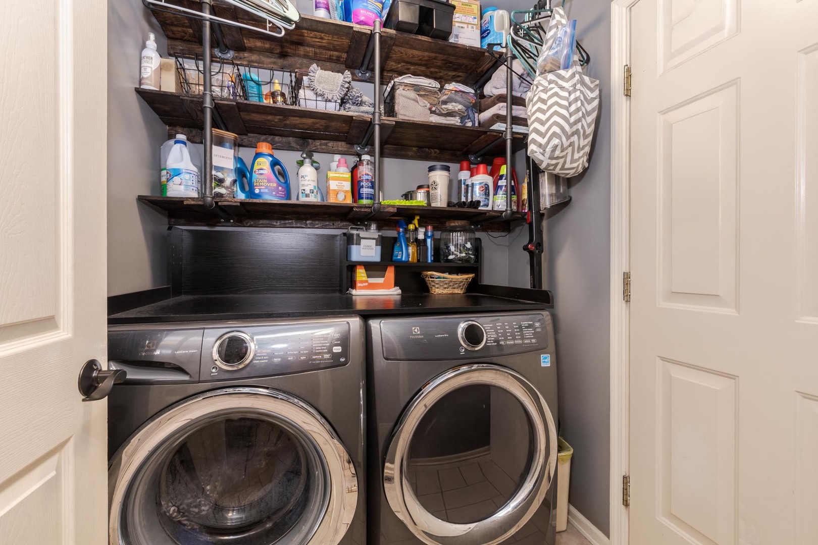 1418 Mill Creek Road, Bloomington, IL 61704