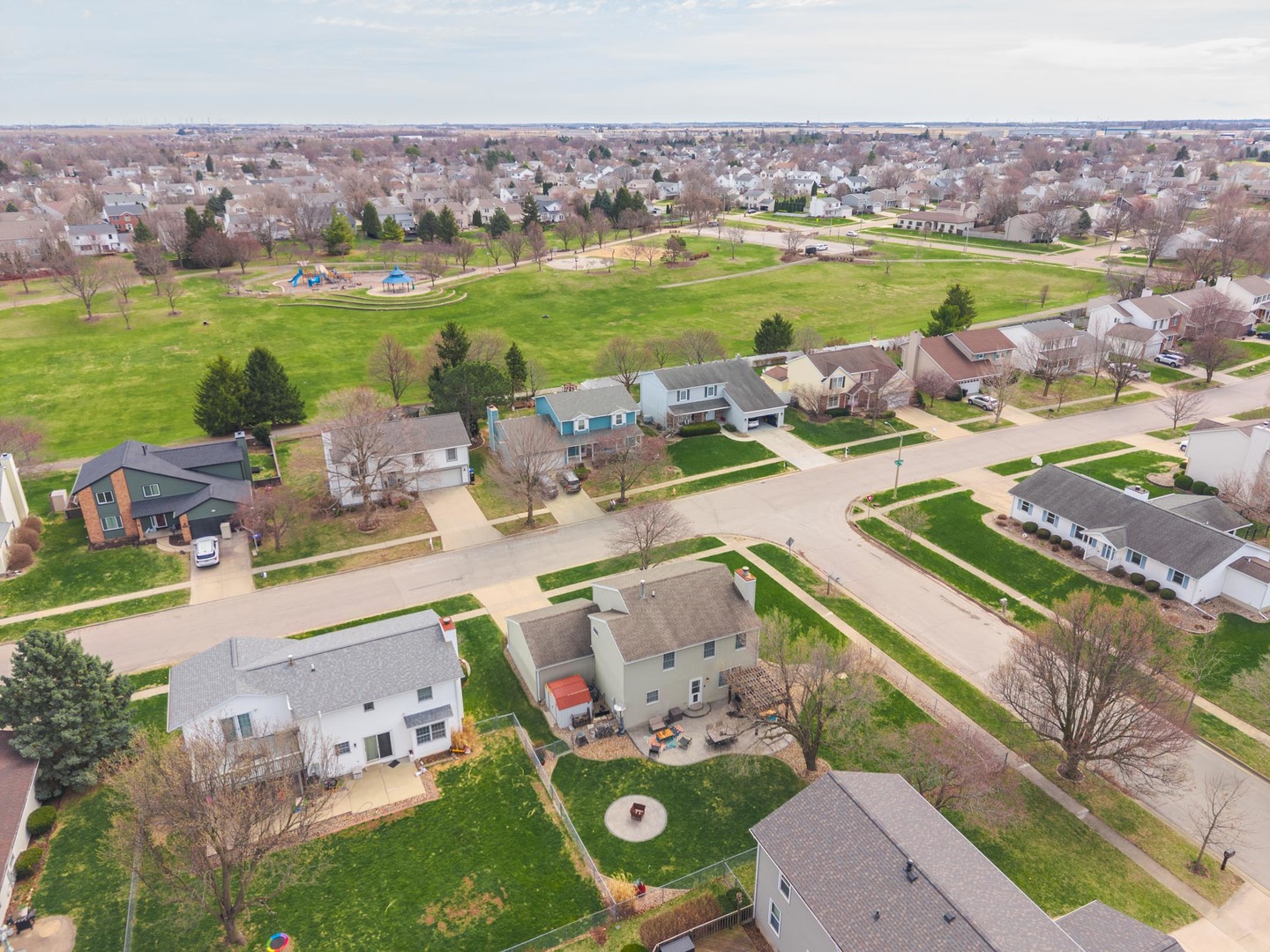 1418 Mill Creek Road, Bloomington, IL 61704