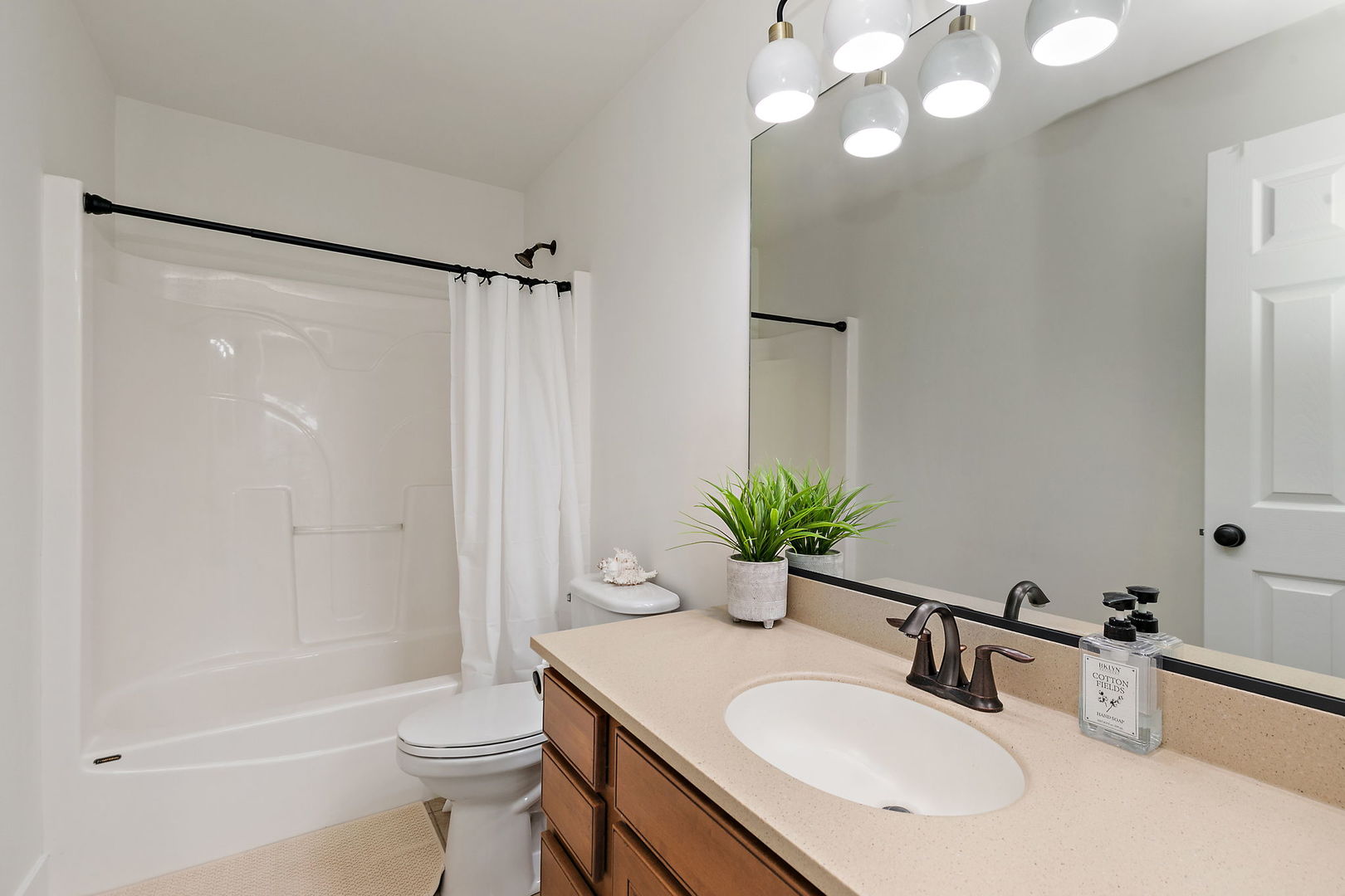 9612 Baumgartner Street, Huntley, IL 60142