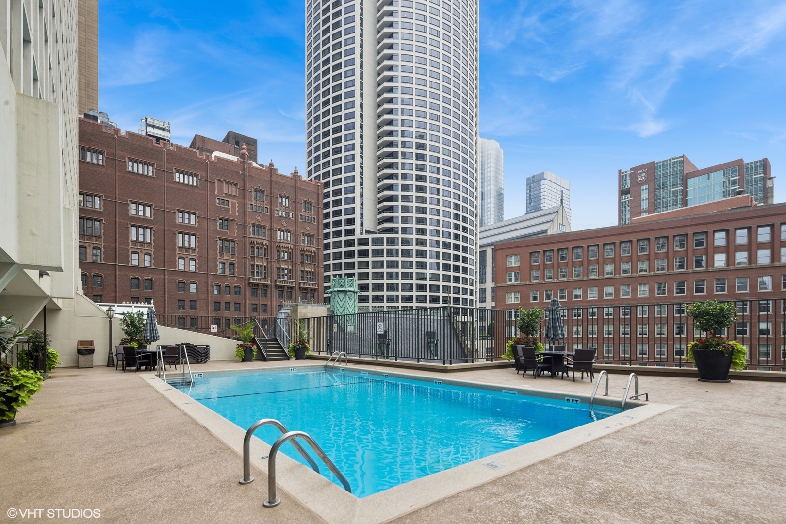 111 E Chestnut Street #21B, Chicago, IL 60611