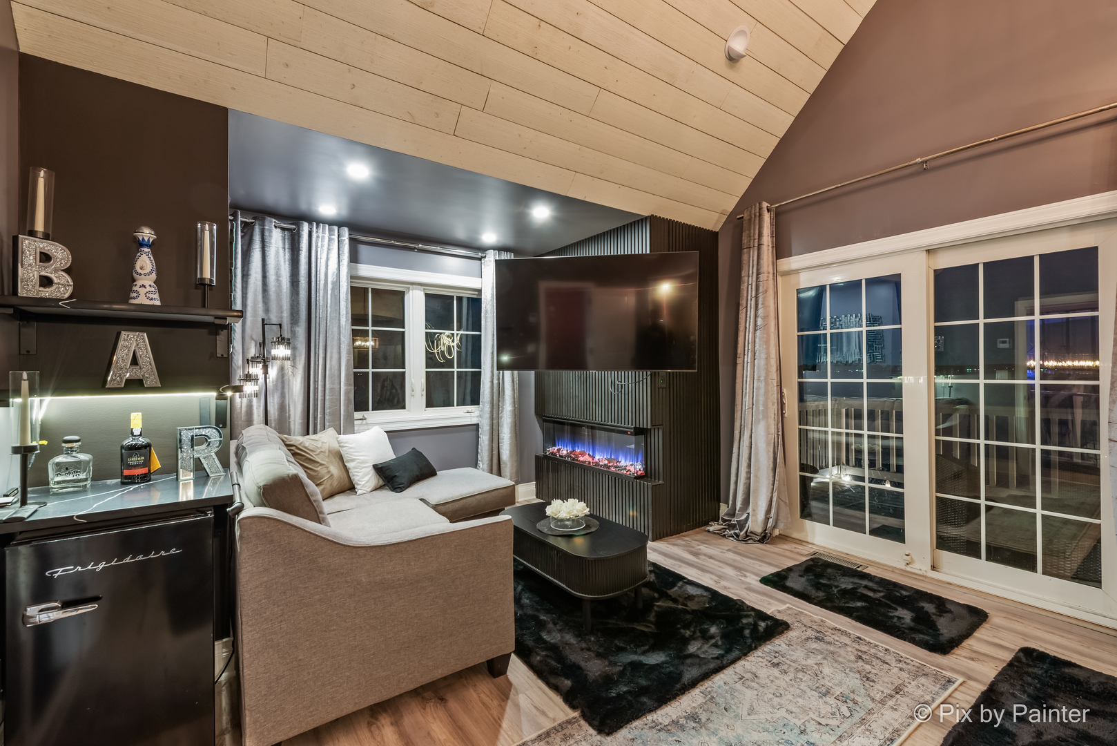 26089 W Calhoun Avenue, Antioch, IL 60002