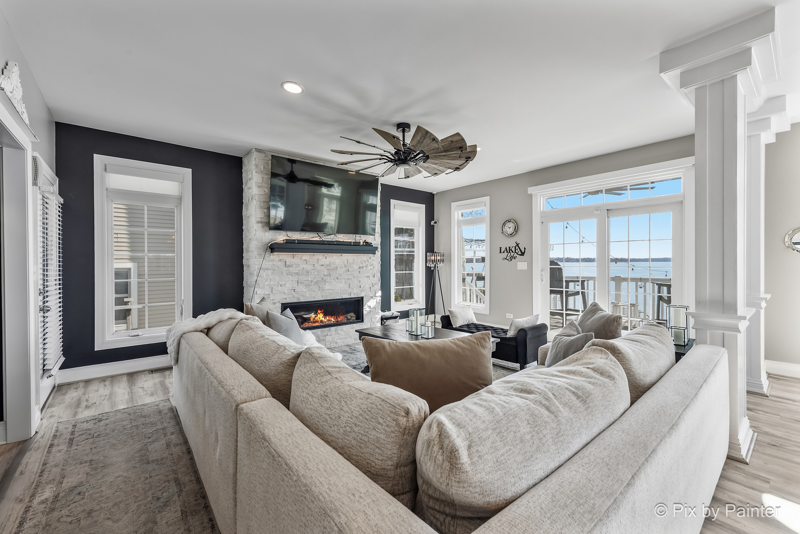 26089 W Calhoun Avenue, Antioch, IL 60002