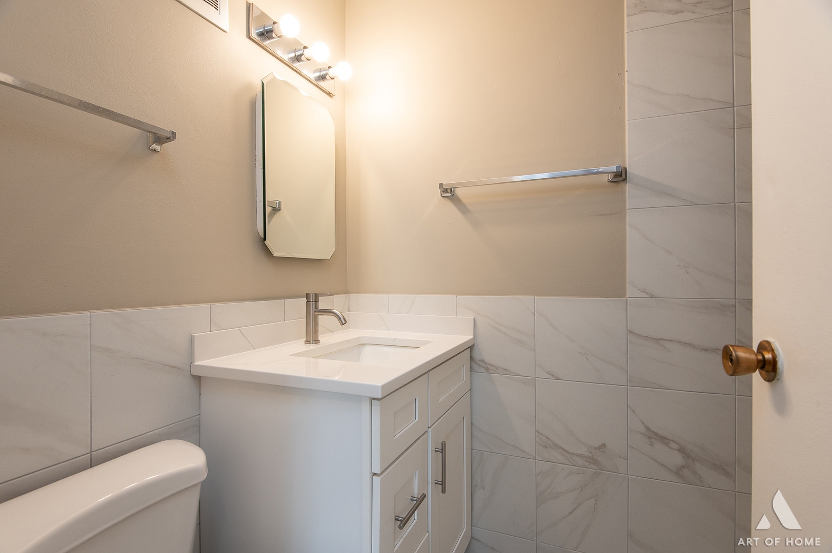 18 E Old Willow Road #205N, Prospect Heights, IL 60070