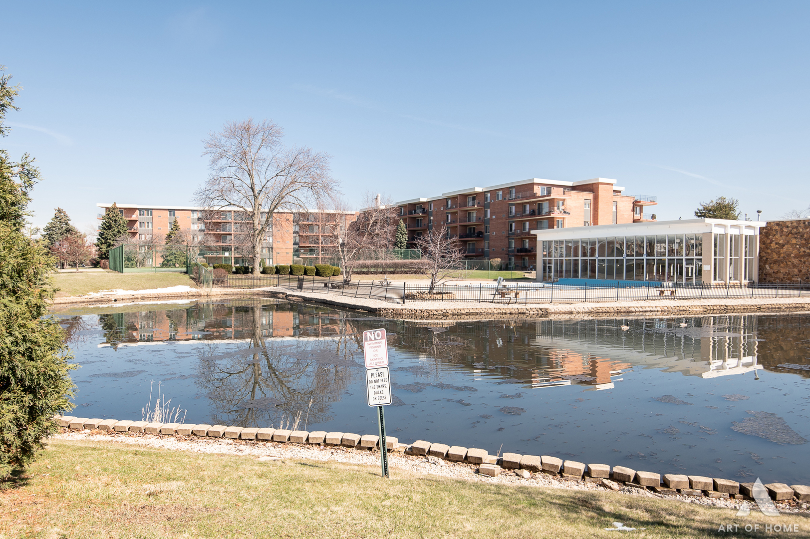 18 E Old Willow Road #205N, Prospect Heights, IL 60070