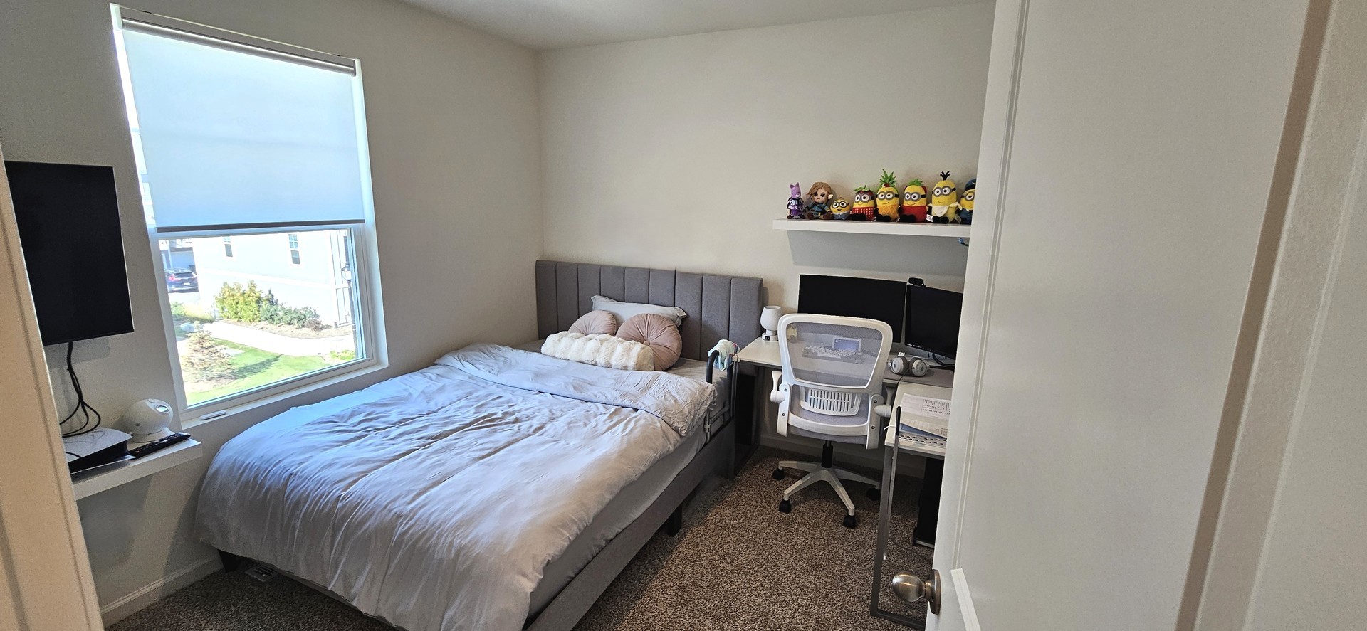 2227 Glacier Street, Mundelein, IL 60060