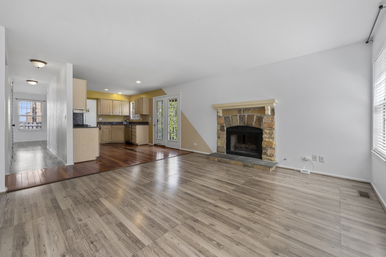 1797 Copperfield Lane, Crystal Lake, IL 60014