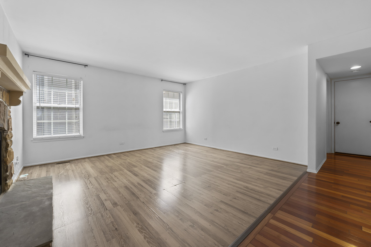 1797 Copperfield Lane, Crystal Lake, IL 60014