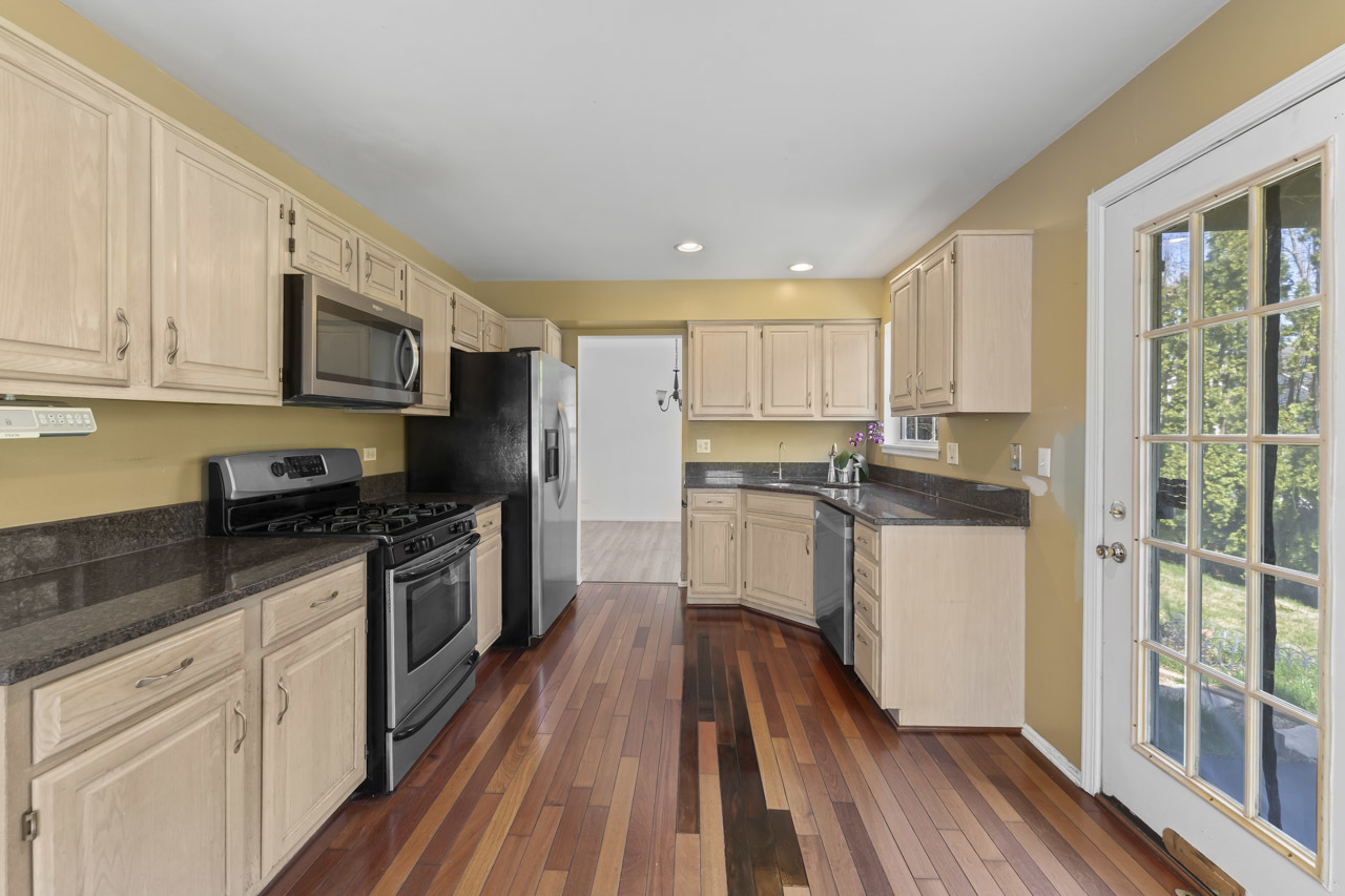 1797 Copperfield Lane, Crystal Lake, IL 60014