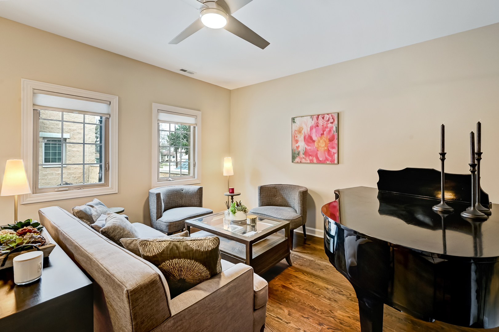 210 N Cass Avenue #6, Westmont, IL 60559