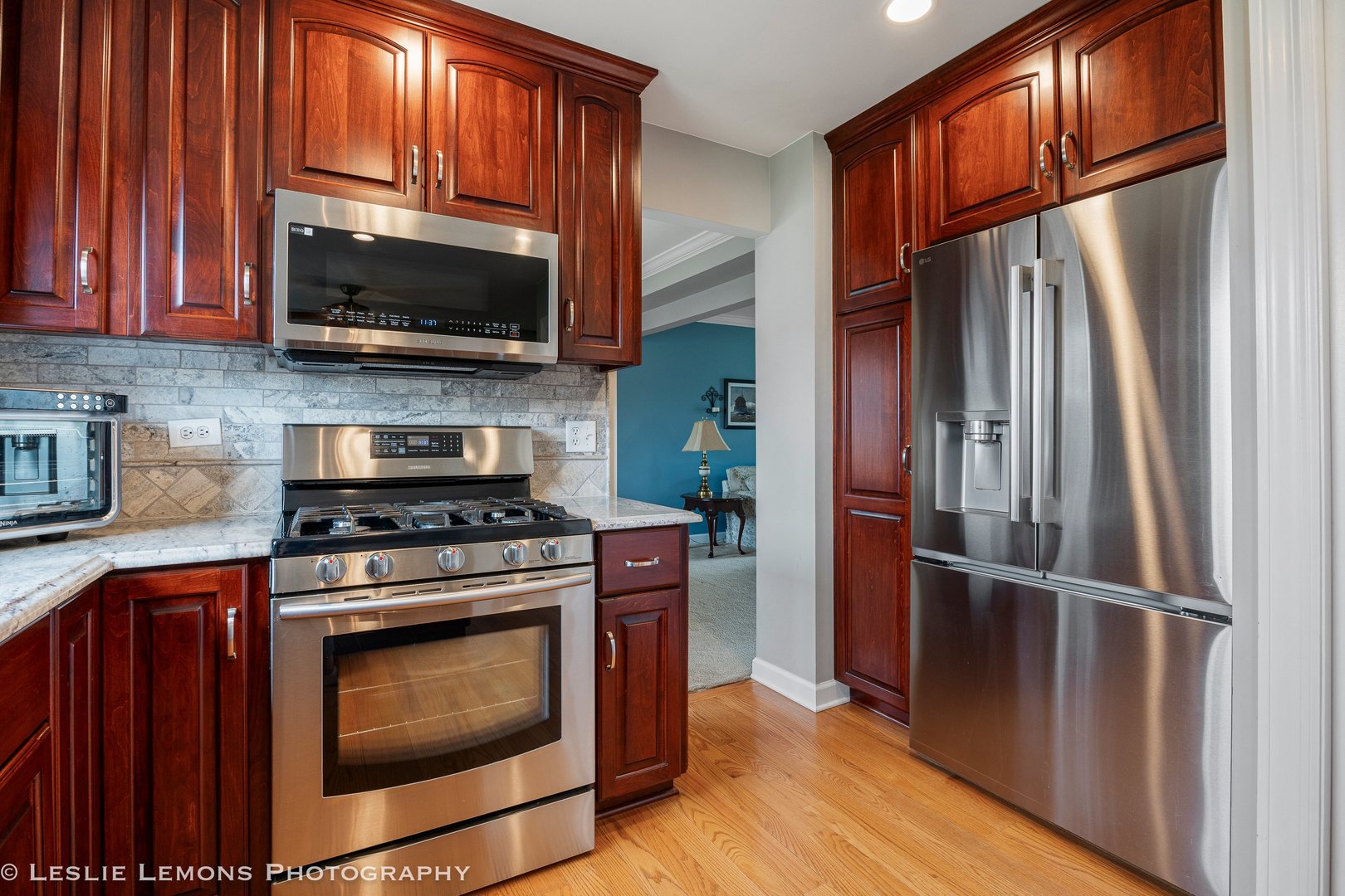 3432 Drover Lane, Darien, IL 60561