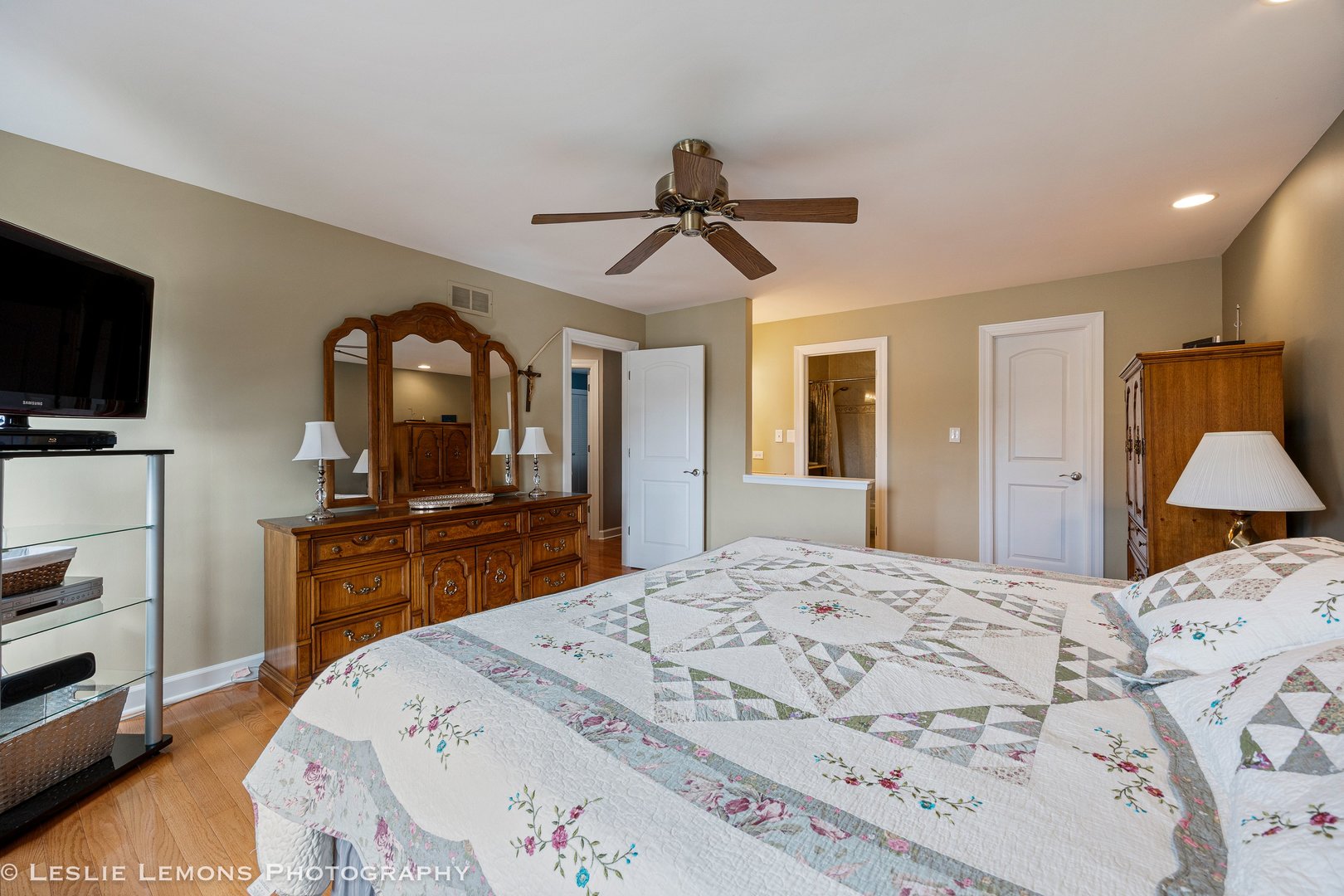 3432 Drover Lane, Darien, IL 60561