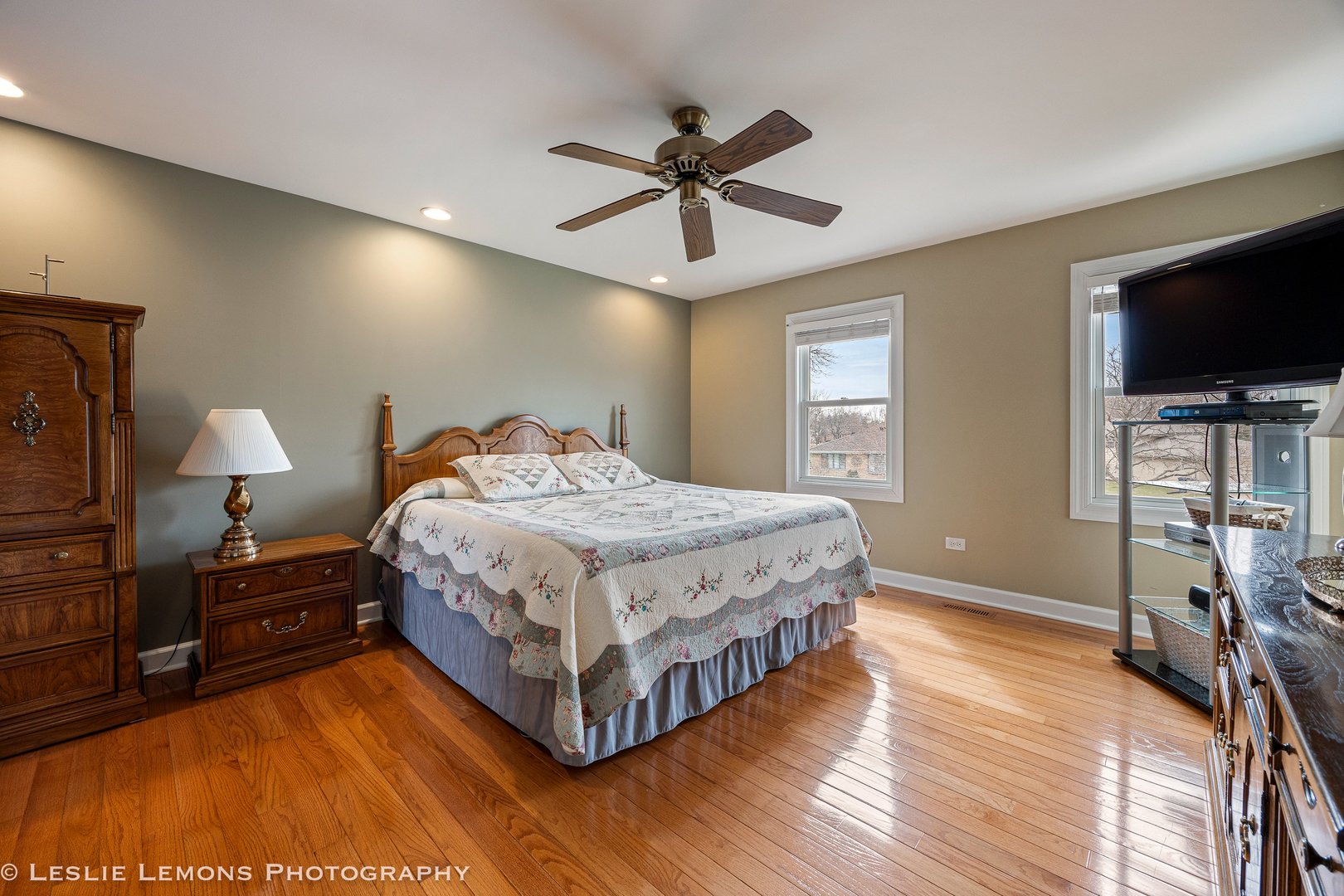 3432 Drover Lane, Darien, IL 60561