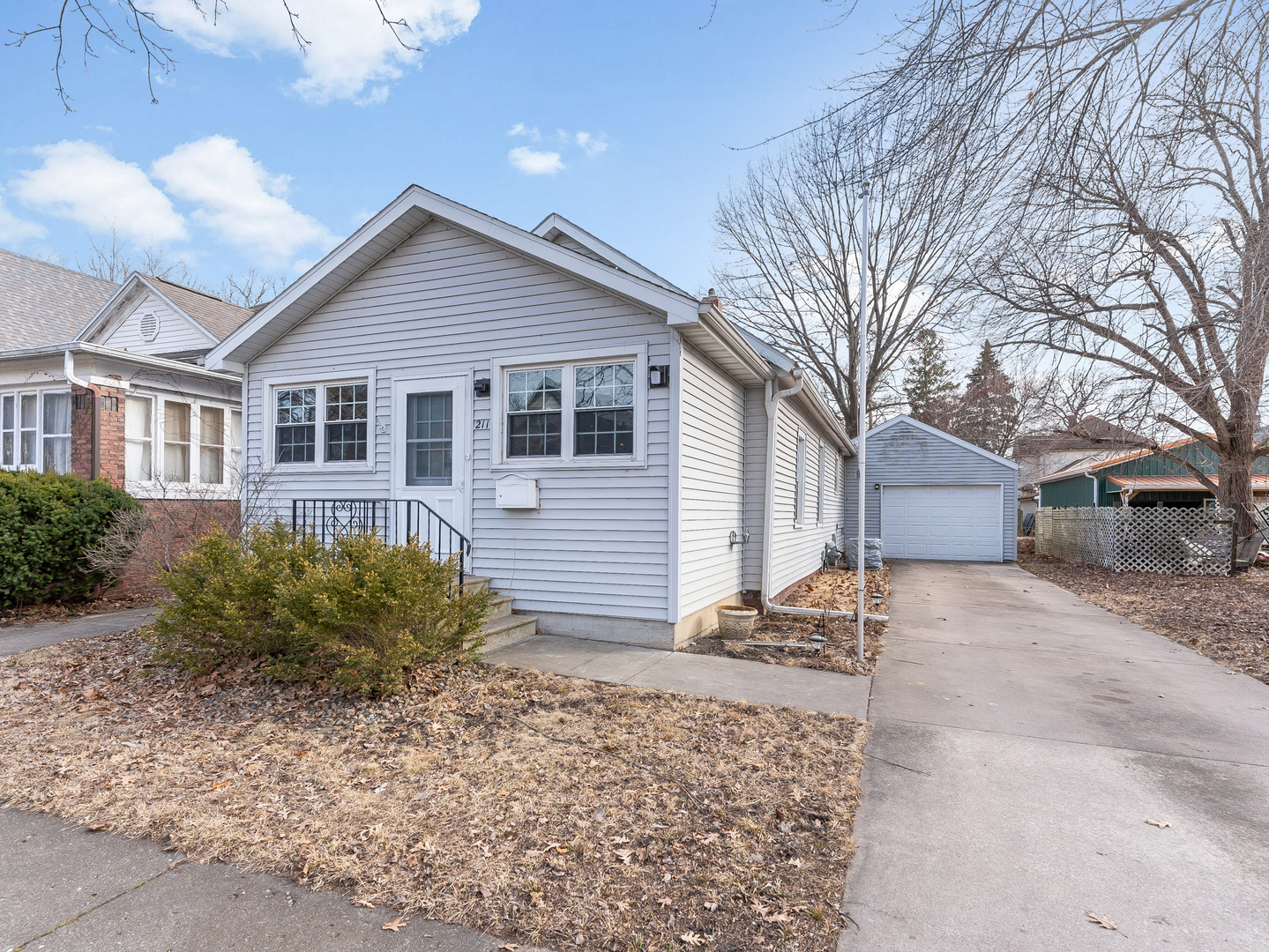 211 LaSalle Street, Streator, IL 61364