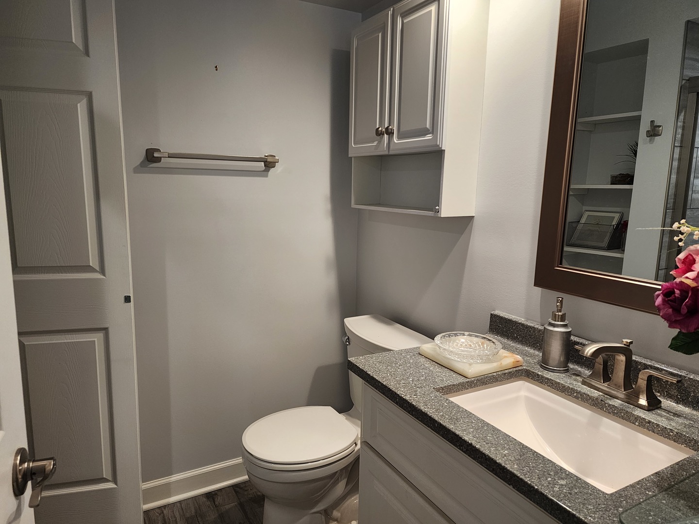 1S055 Spring Road #2D, Oakbrook Terrace, IL 60181