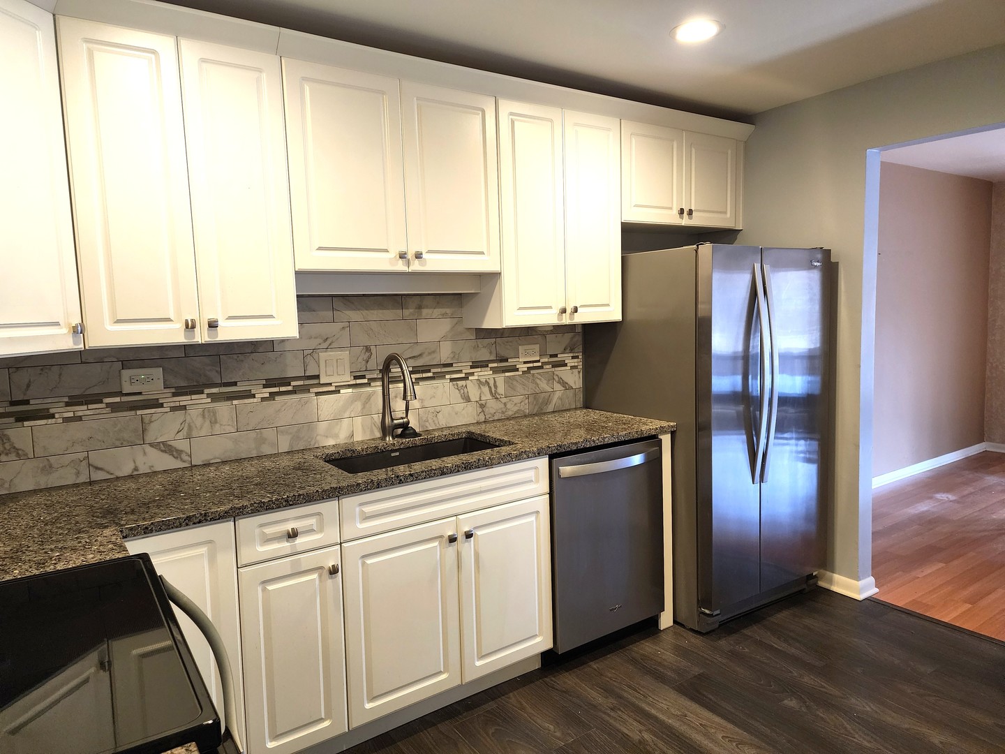 1S055 Spring Road #2D, Oakbrook Terrace, IL 60181