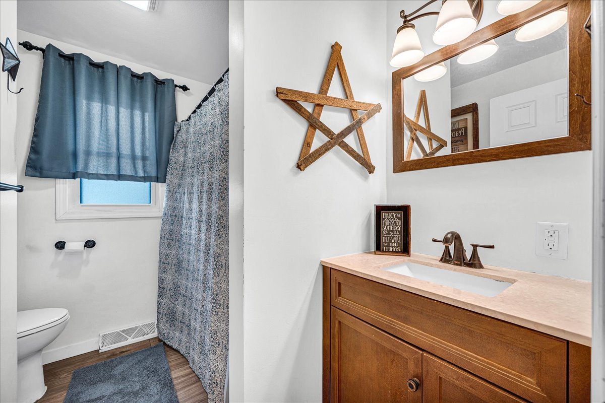 605 Belaire Drive, Washington, IL 61571