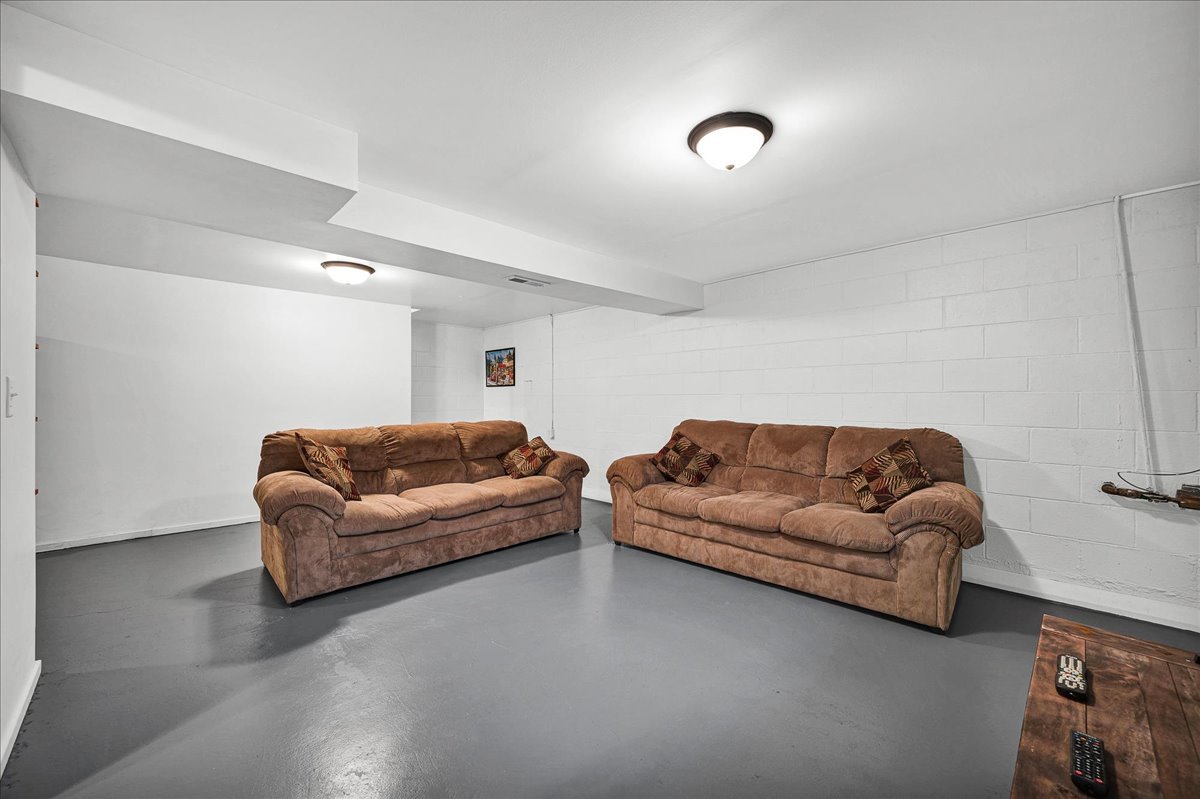 605 Belaire Drive, Washington, IL 61571