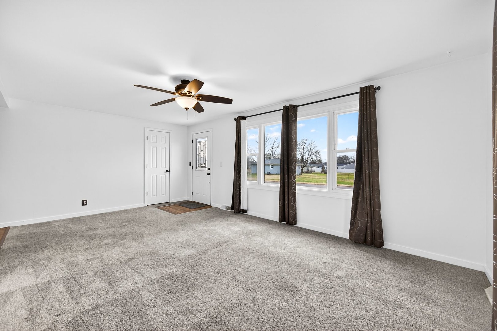 605 Belaire Drive, Washington, IL 61571