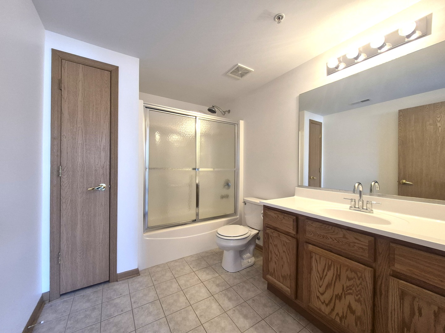 16610 Liberty Circle #1N, Orland Park, IL 60467