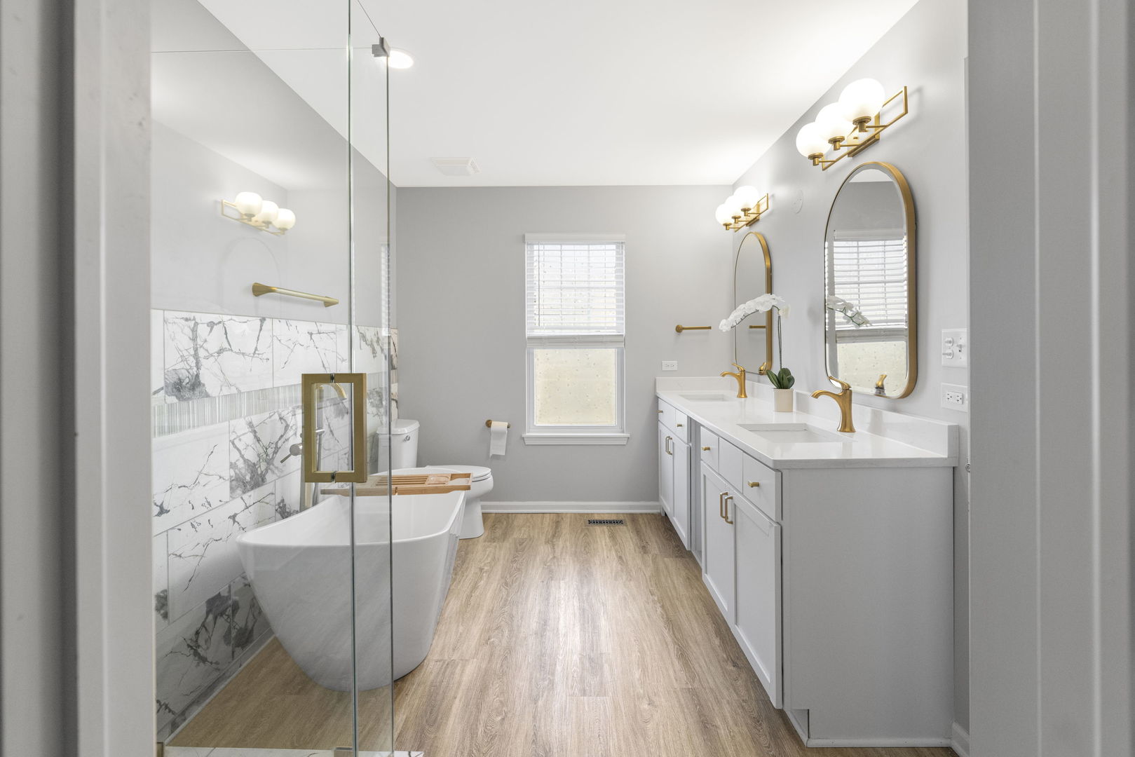 375 N Commerce Street, Aurora, IL 60504