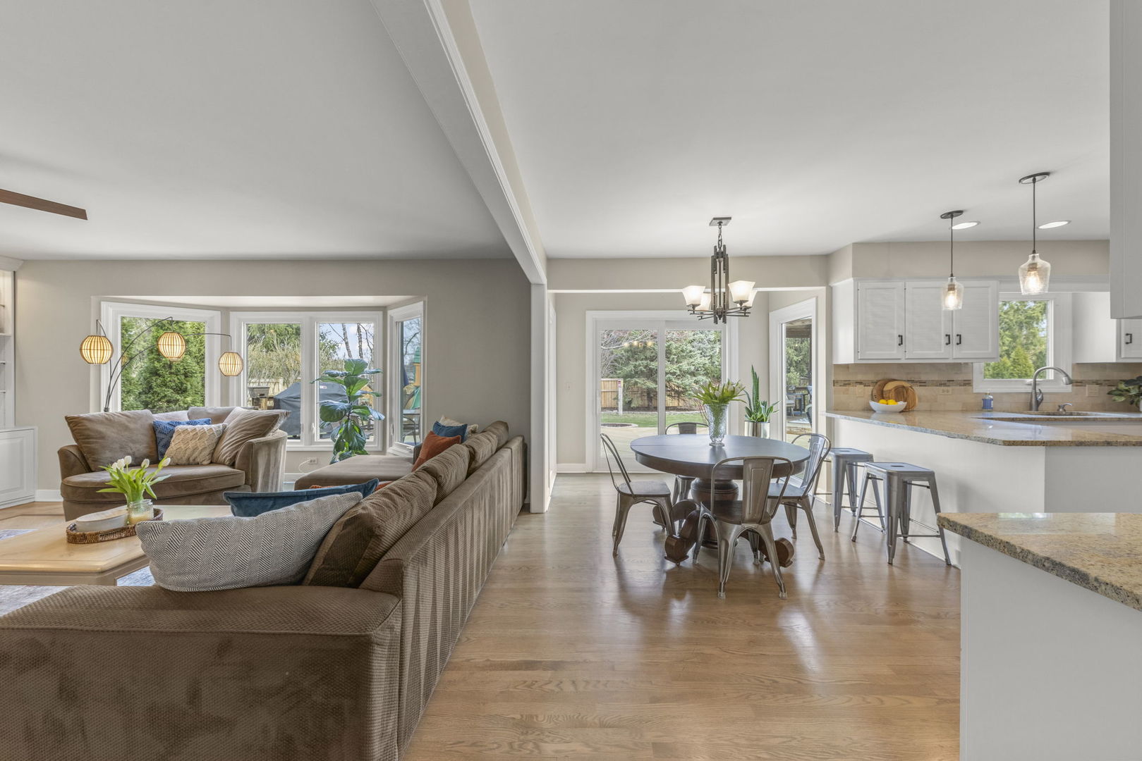 2429 Rio Grande Circle, Naperville, IL 60565