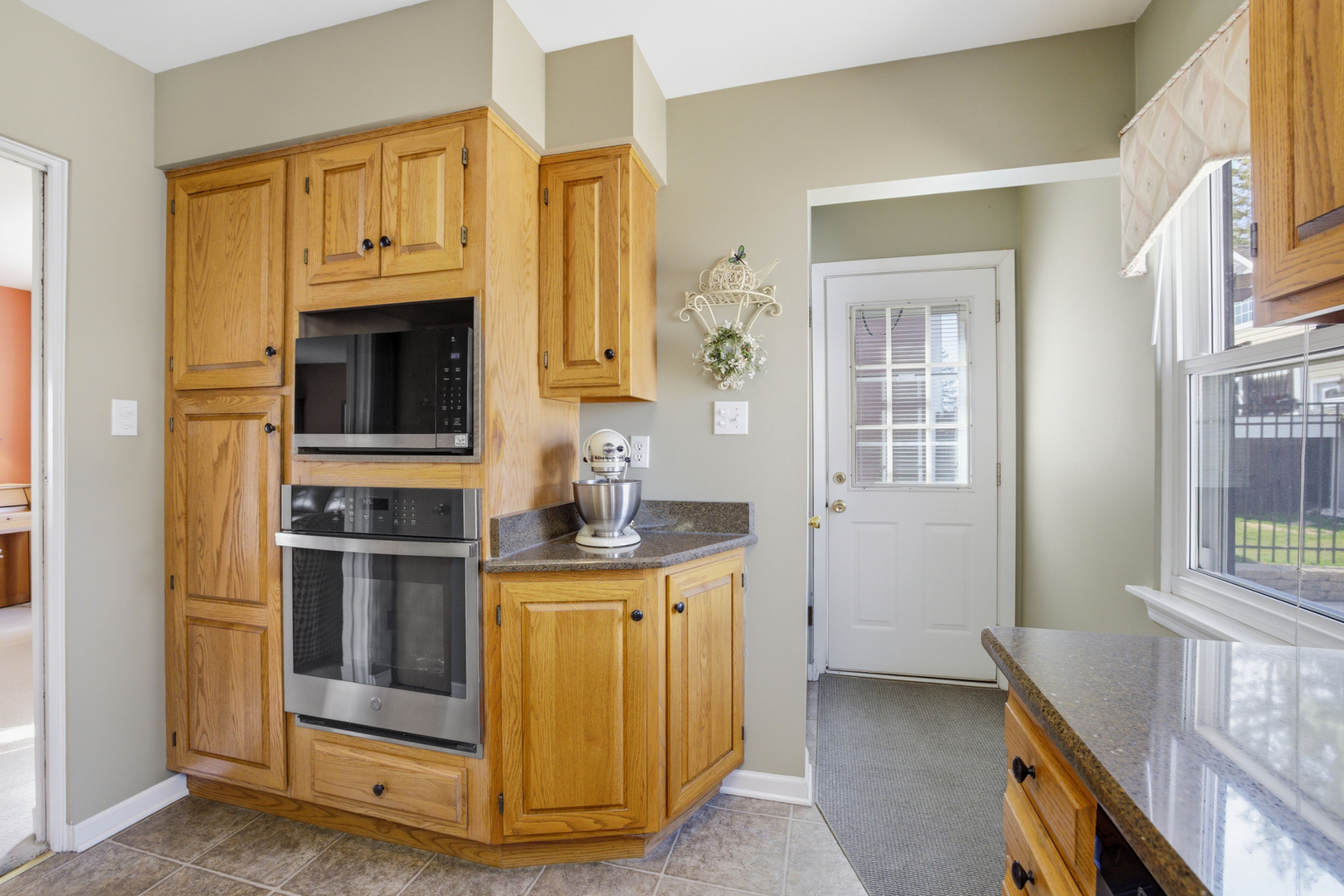 420 Grant Street, Downers Grove, IL 60515