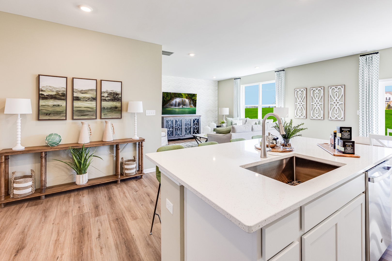 405 S Constitution Drive, Aurora, IL 60506