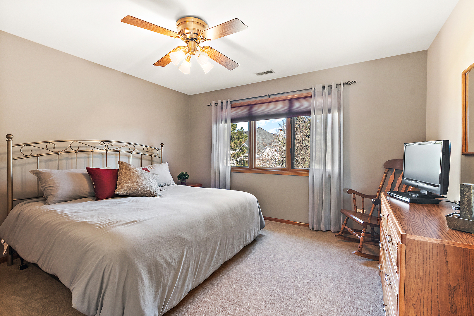 7816 Marquette Drive, Tinley Park, IL 60477