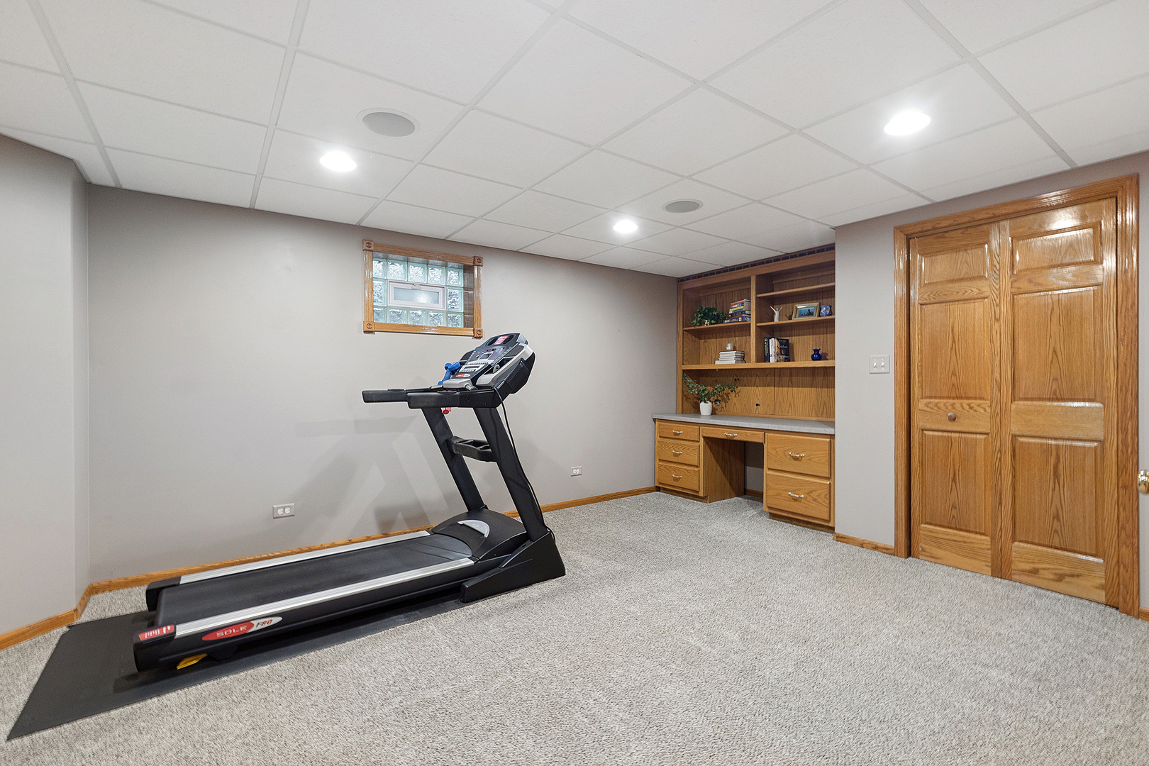 7816 Marquette Drive, Tinley Park, IL 60477