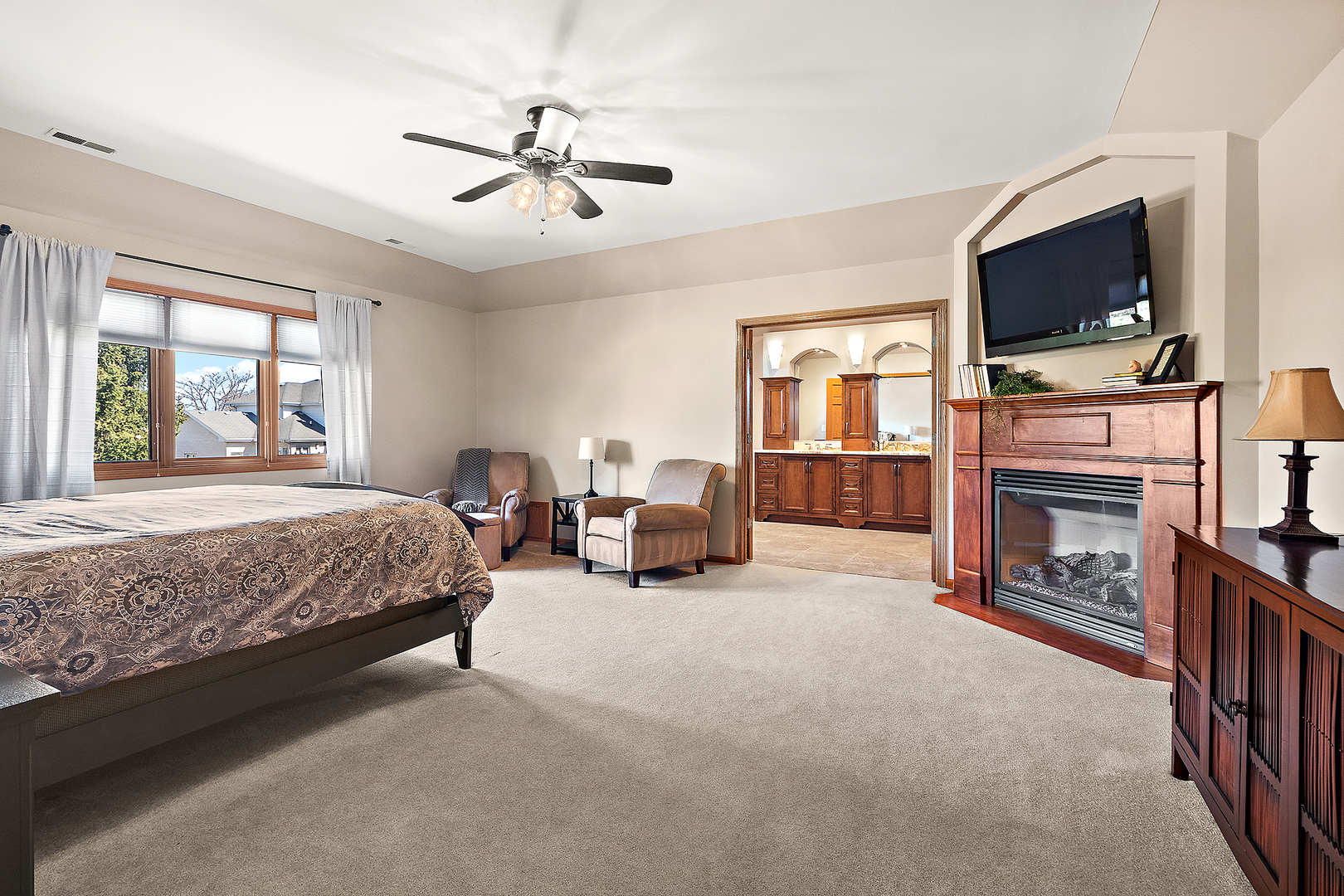 7816 Marquette Drive, Tinley Park, IL 60477