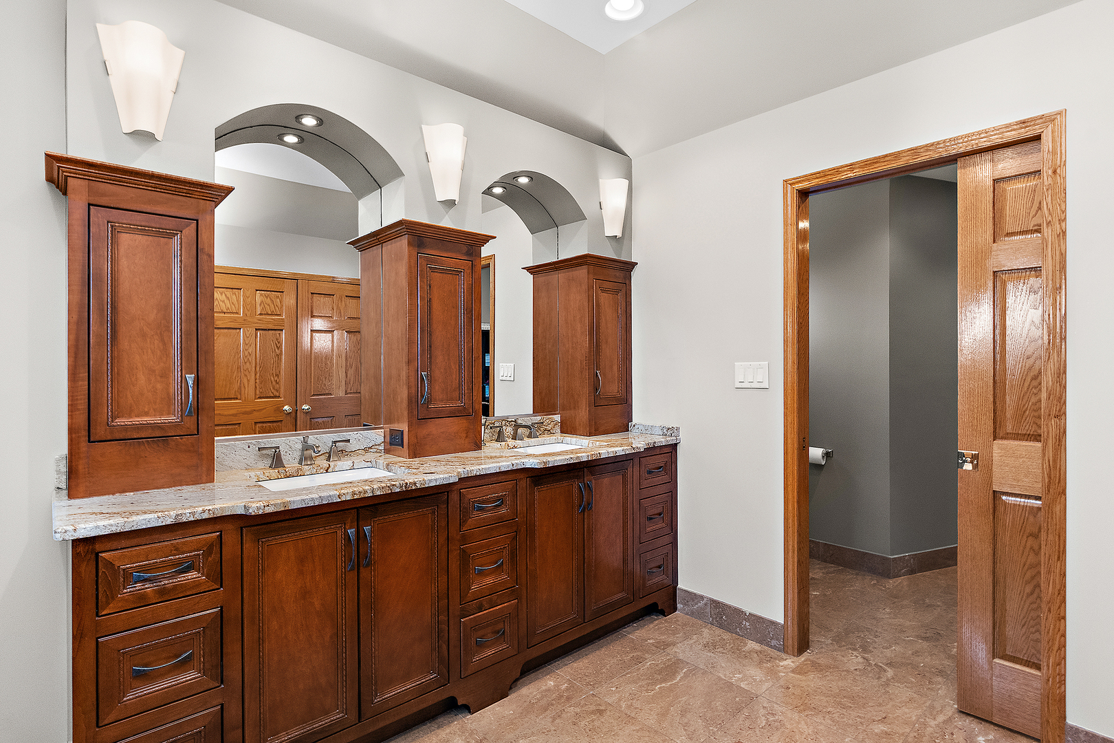 7816 Marquette Drive, Tinley Park, IL 60477