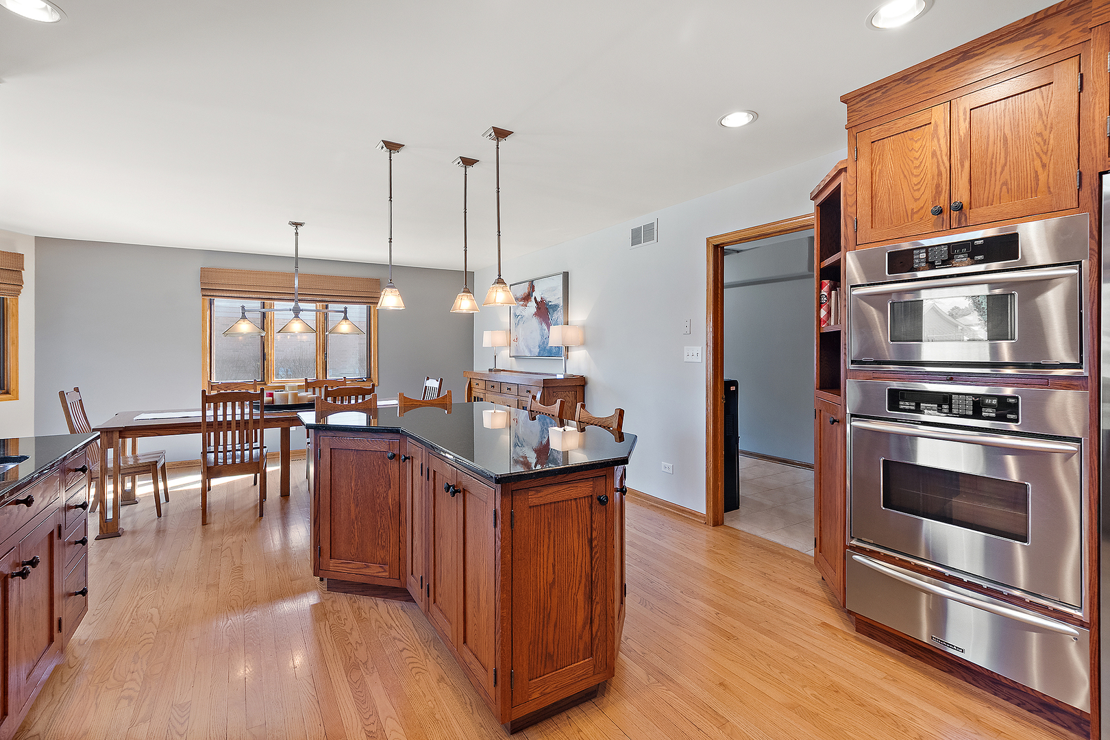 7816 Marquette Drive, Tinley Park, IL 60477