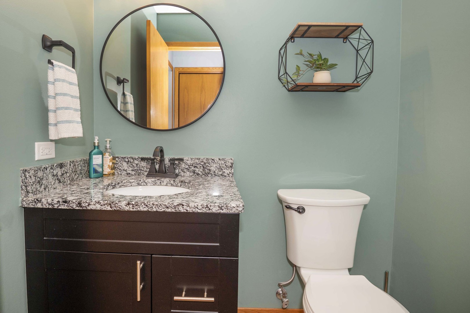 9422 Quail Trail, Tinley Park, IL 60487