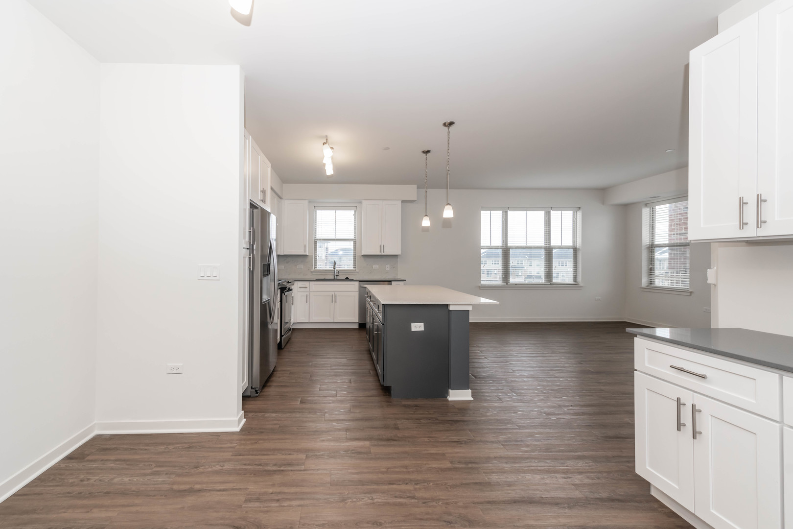 21599 W Field Court #10-201, Deer Park, IL 60010