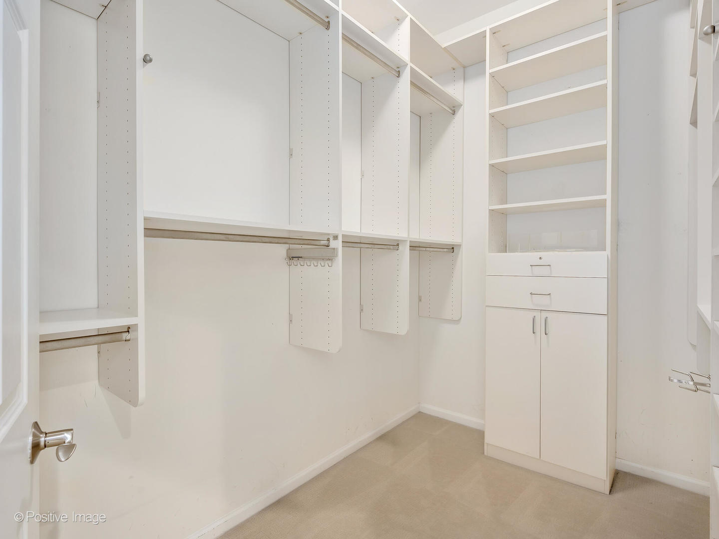 1780 Briarheath Drive, Aurora, IL 60505