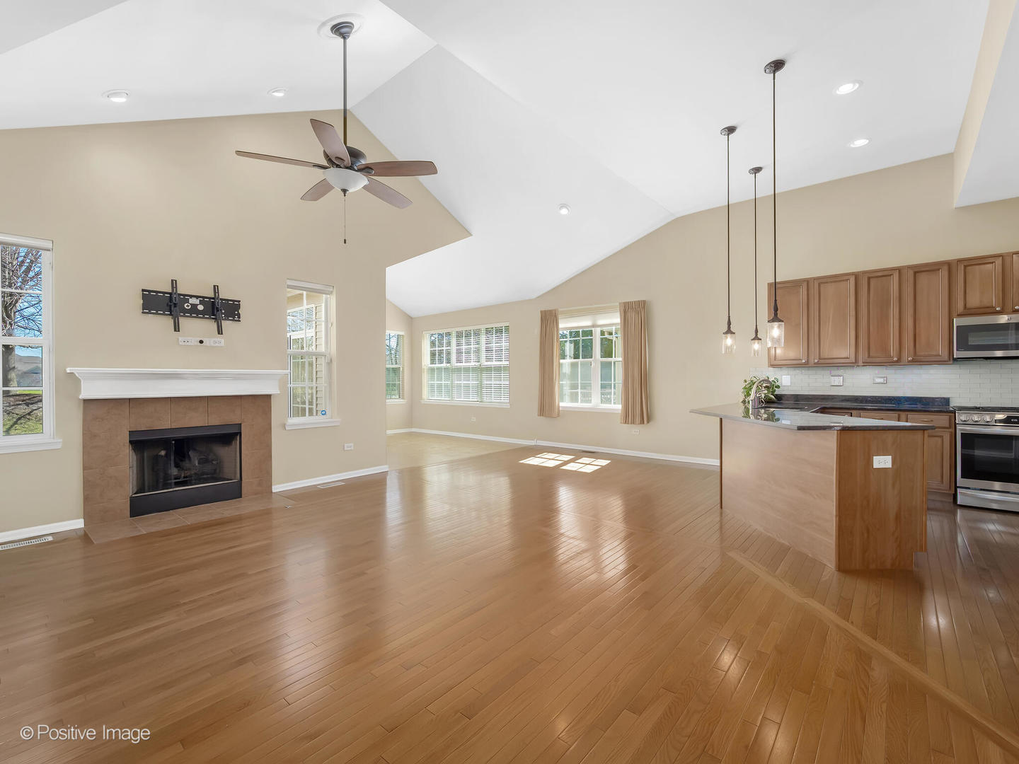 1780 Briarheath Drive, Aurora, IL 60505