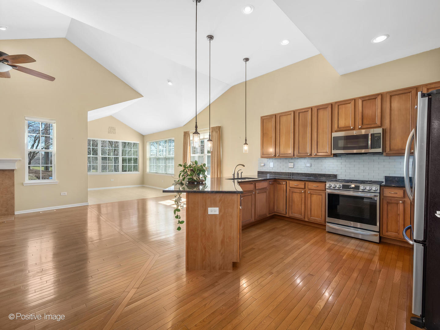 1780 Briarheath Drive, Aurora, IL 60505