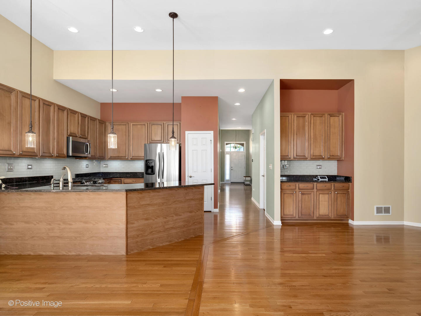 1780 Briarheath Drive, Aurora, IL 60505