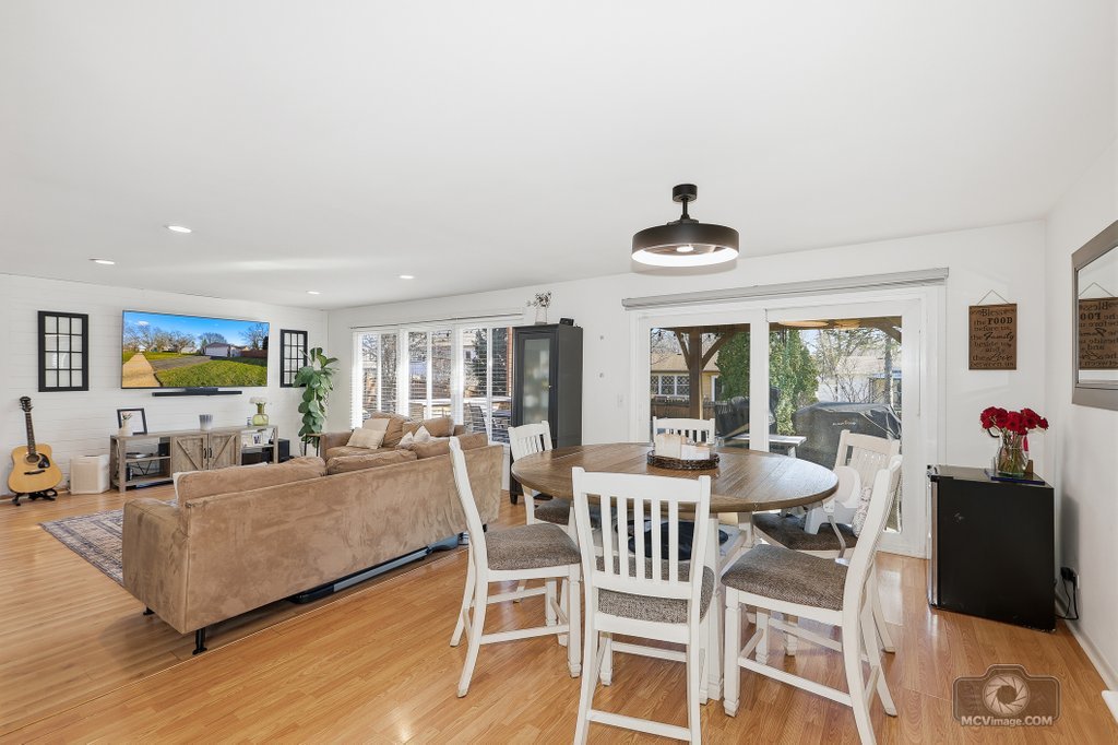 113 Lexington Drive, Bolingbrook, IL 60440