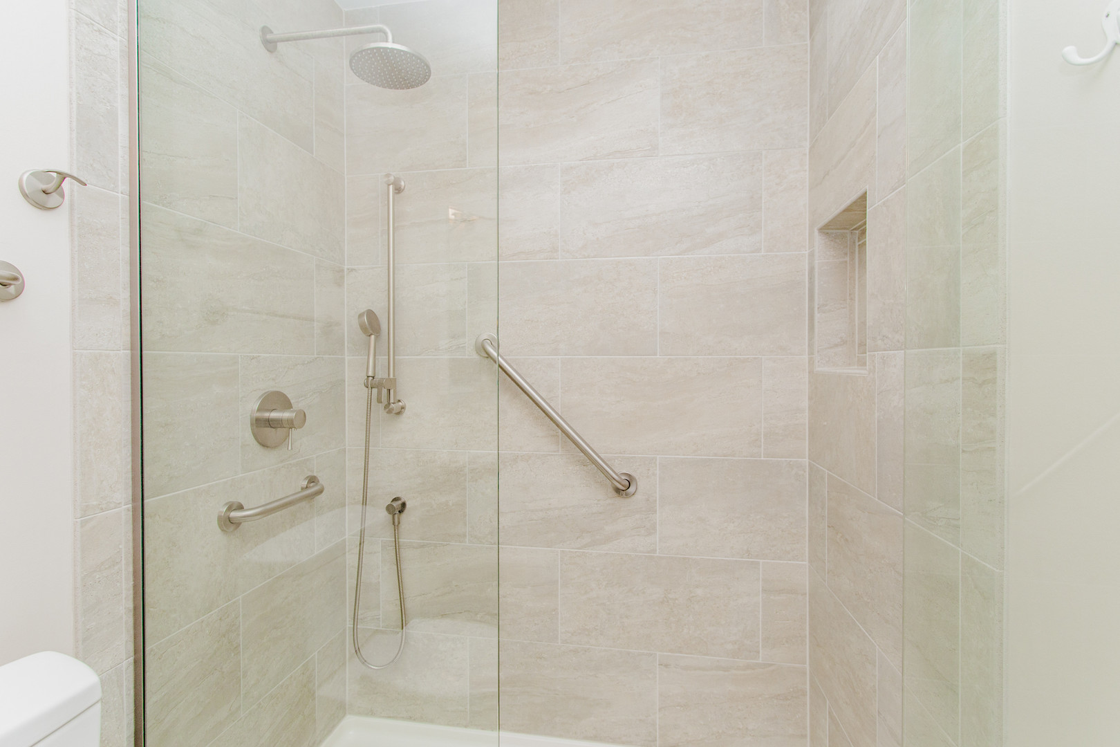 1410 Pebblecreek Drive, Glenview, IL 60025