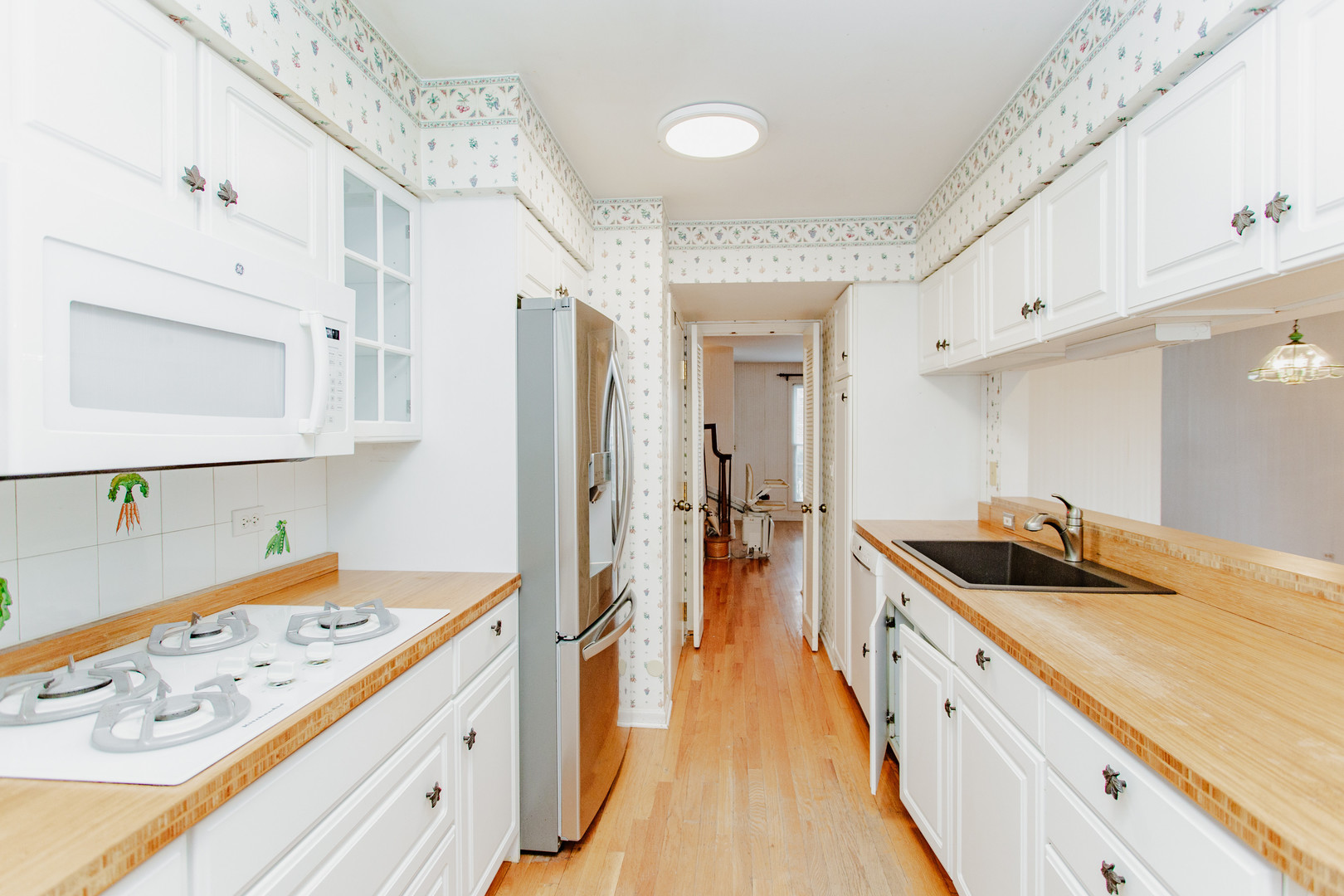 1410 Pebblecreek Drive, Glenview, IL 60025