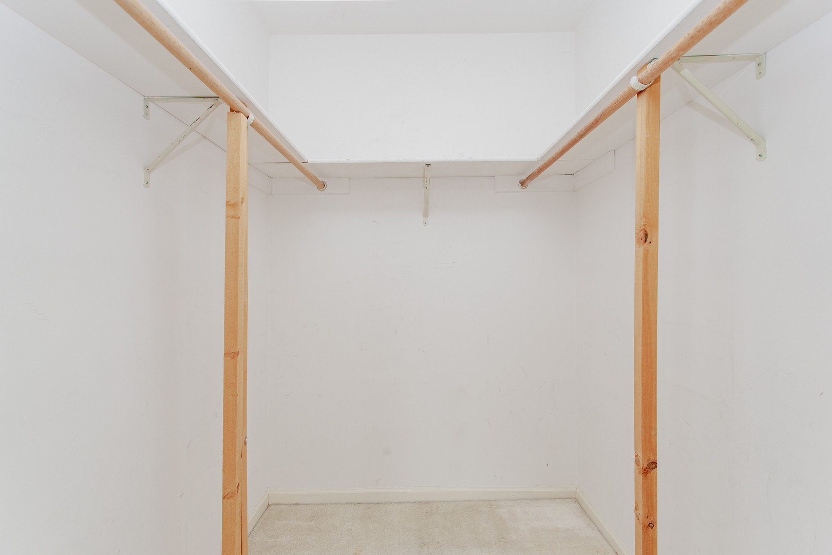 1410 Pebblecreek Drive, Glenview, IL 60025