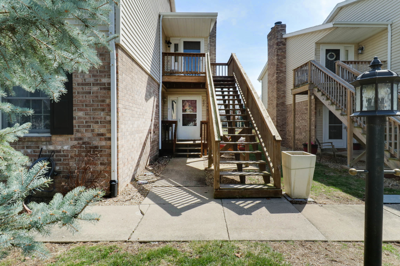 903 N Linden Street #207, Normal, IL 61761