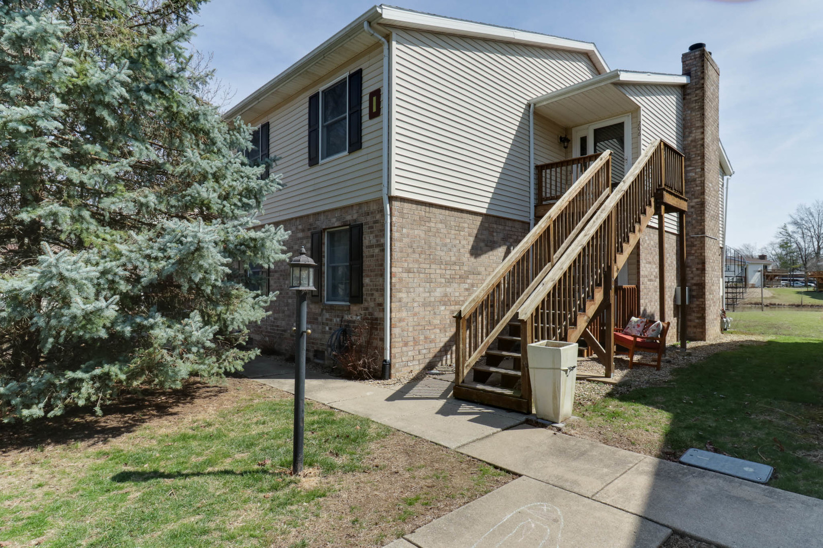 903 N Linden Street #207, Normal, IL 61761