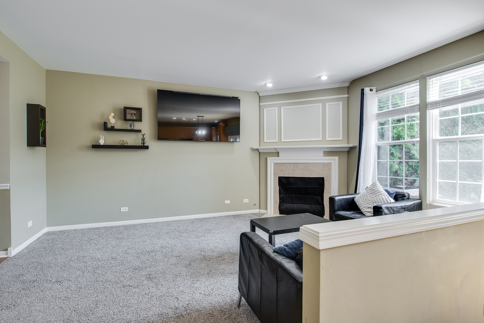 2889 Peachtree Circle, Aurora, IL 60502