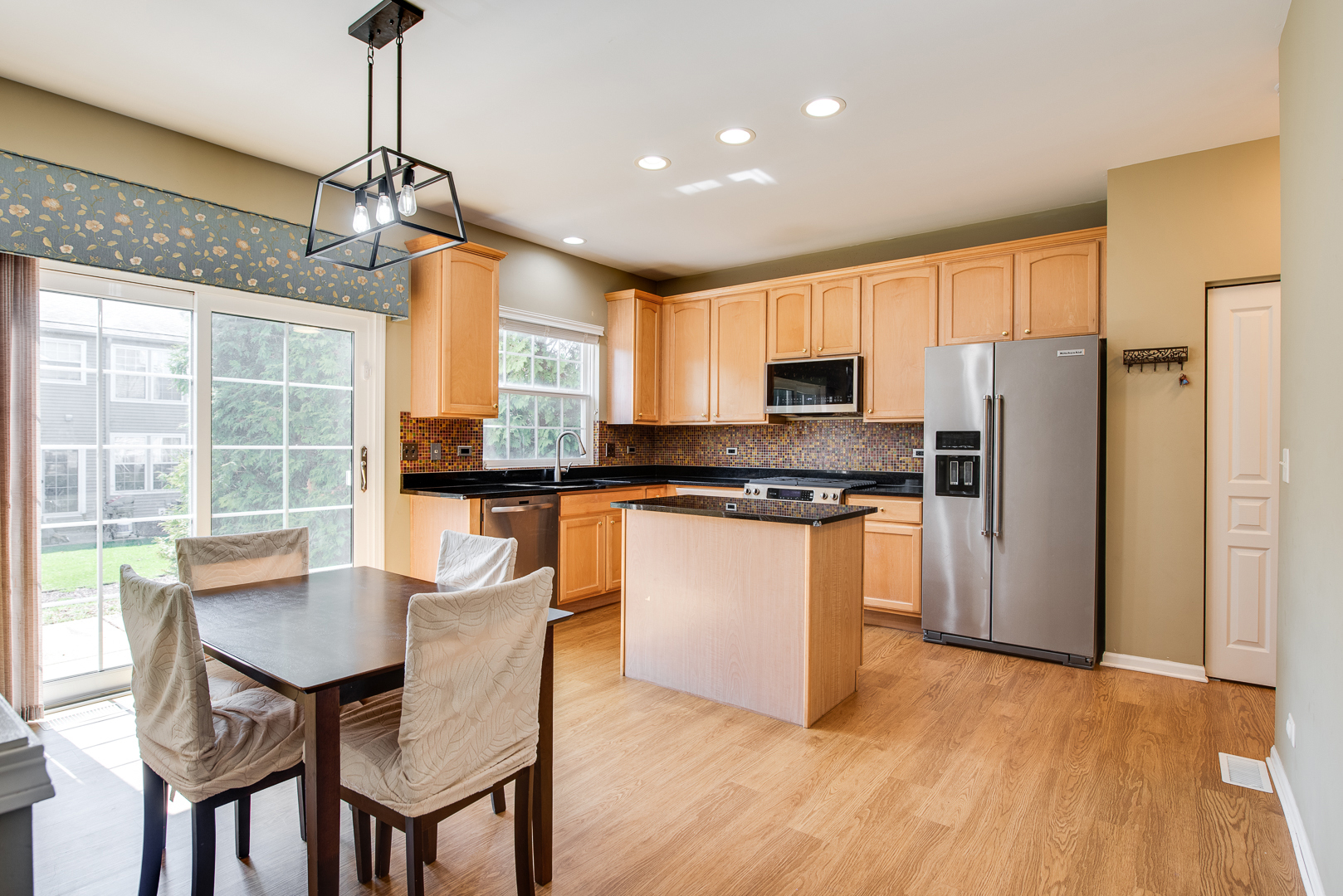 2889 Peachtree Circle, Aurora, IL 60502