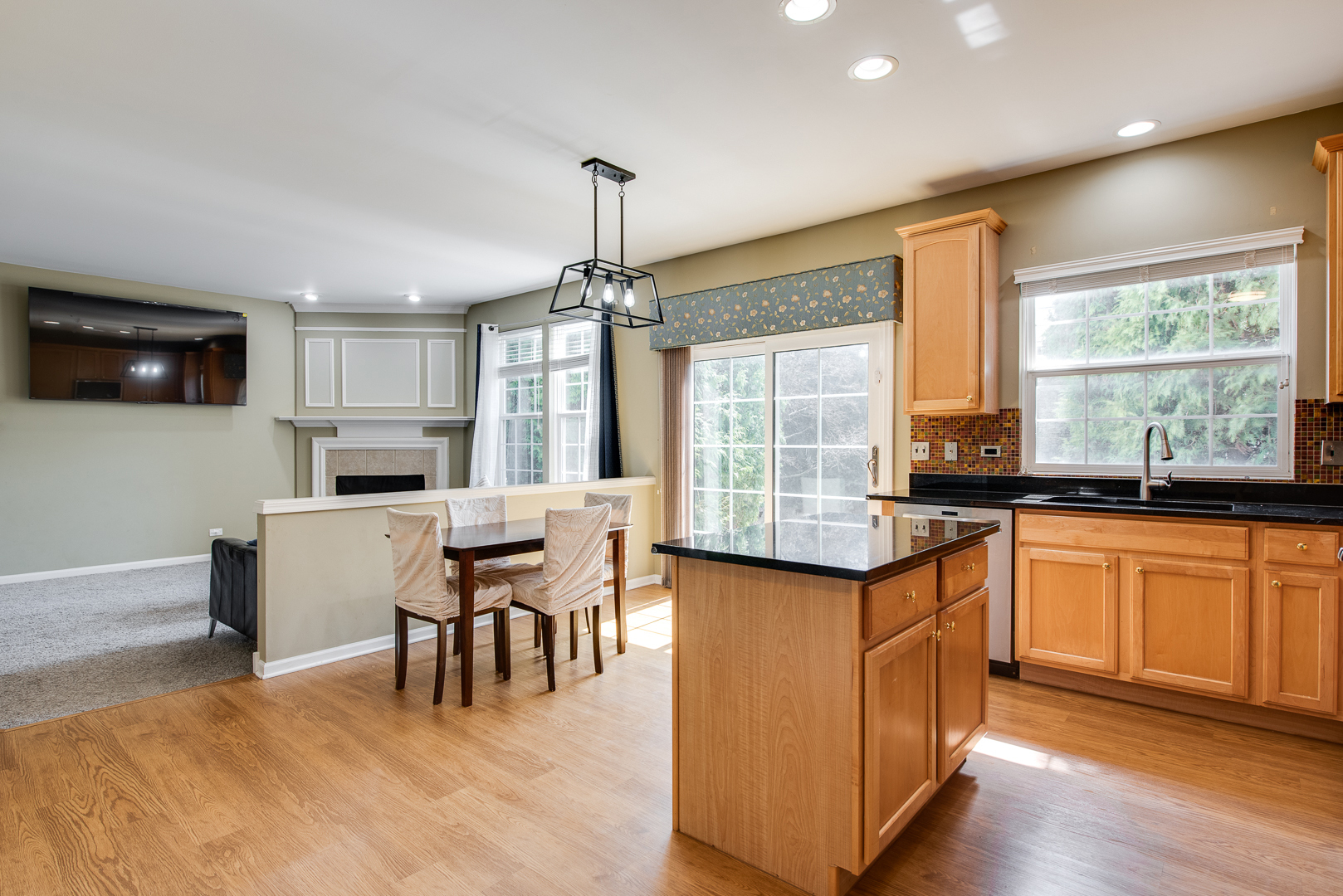 2889 Peachtree Circle, Aurora, IL 60502